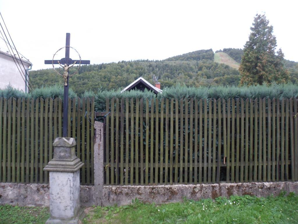 Pension Mikulka Mikulov v Krusnych Horach Luaran gambar