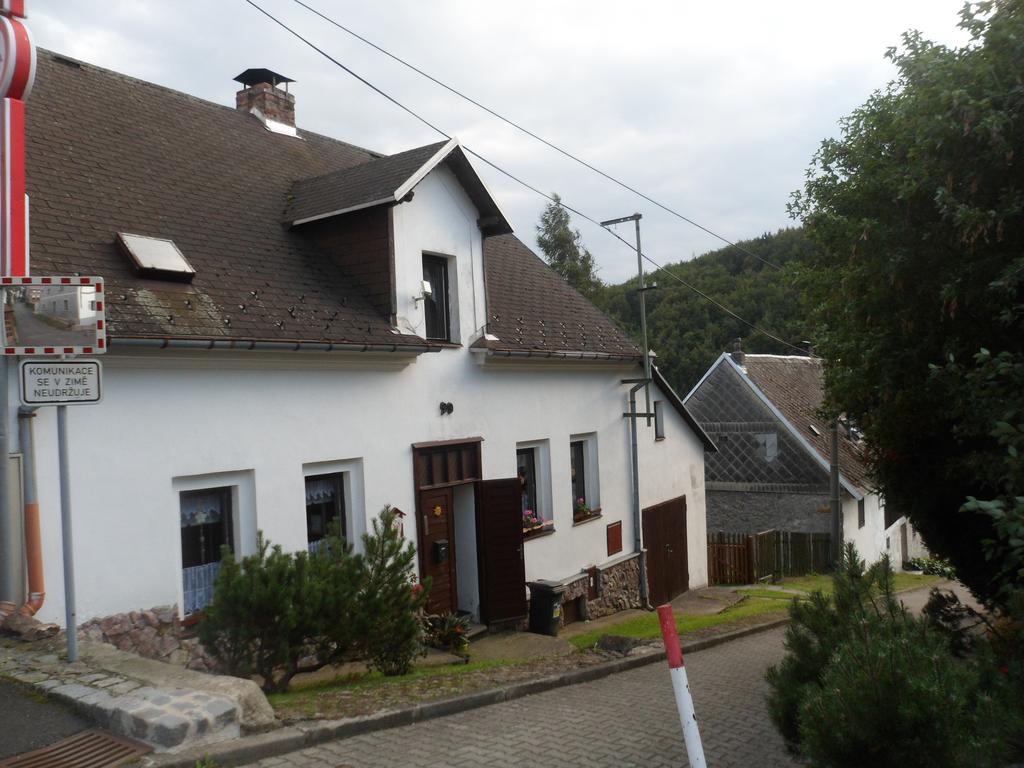 Pension Mikulka Mikulov v Krusnych Horach Luaran gambar