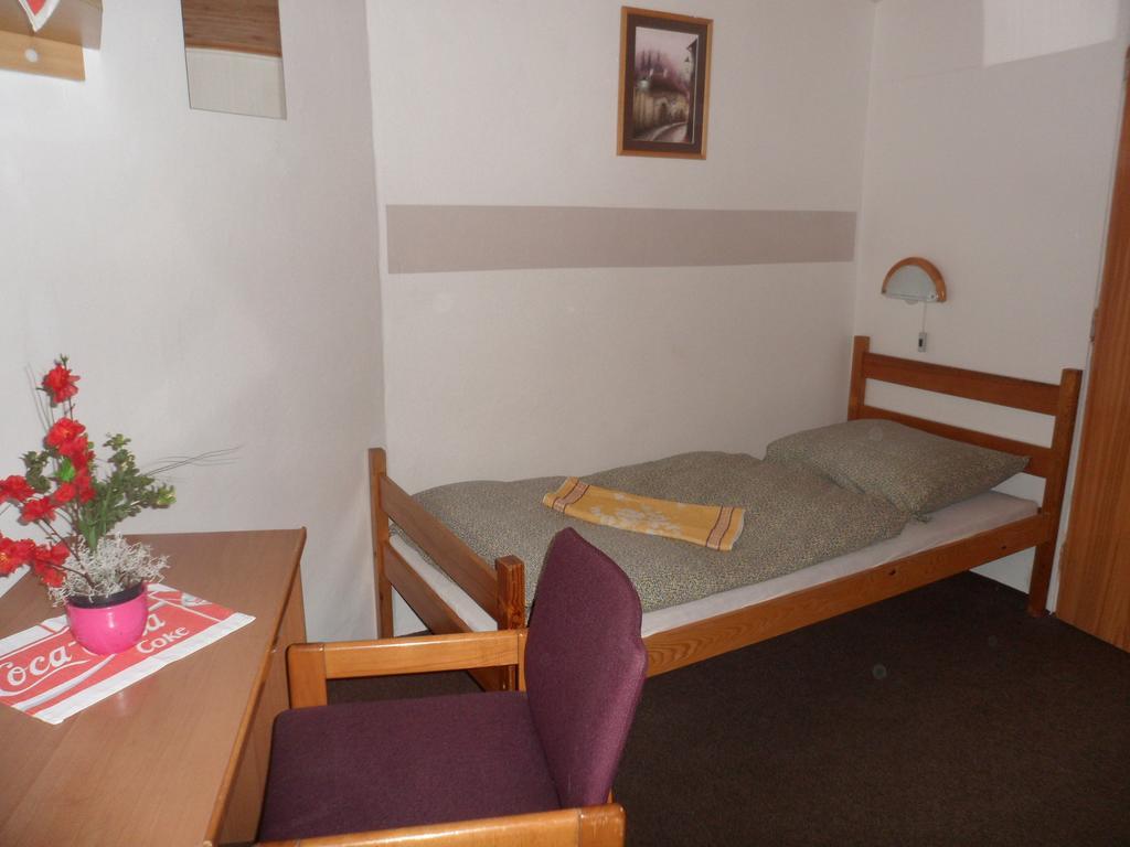 Pension Mikulka Mikulov v Krusnych Horach Luaran gambar
