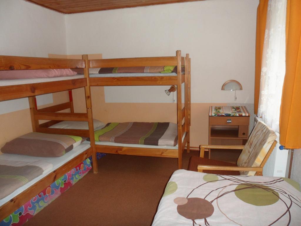 Pension Mikulka Mikulov v Krusnych Horach Luaran gambar