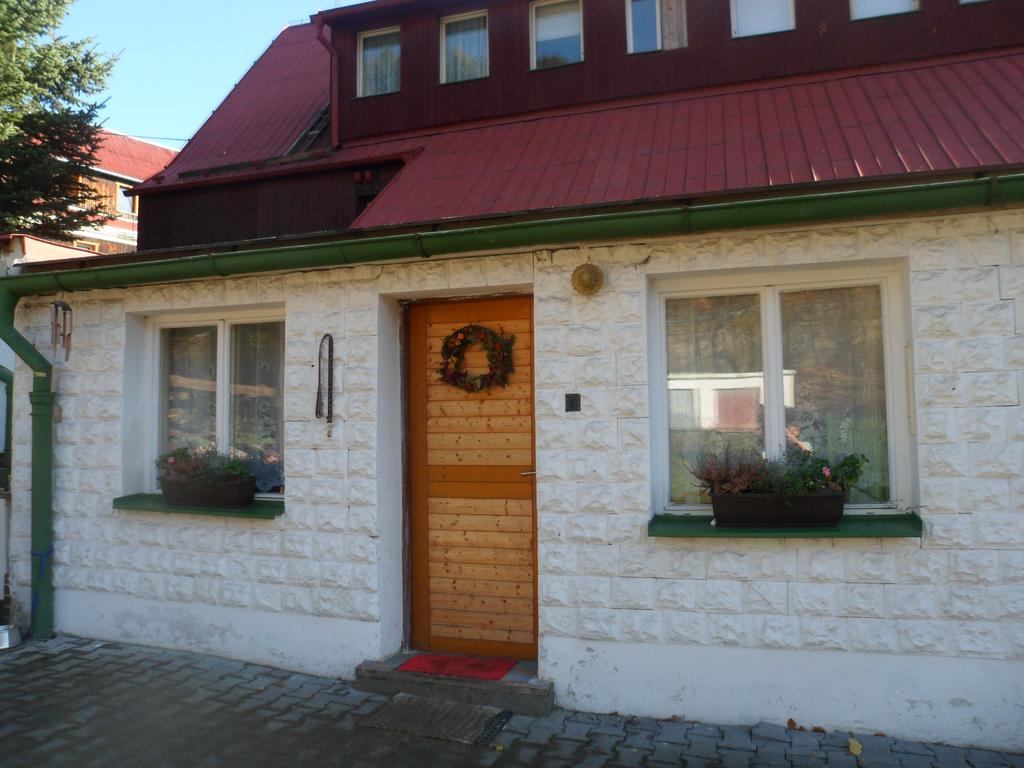 Pension Mikulka Mikulov v Krusnych Horach Luaran gambar